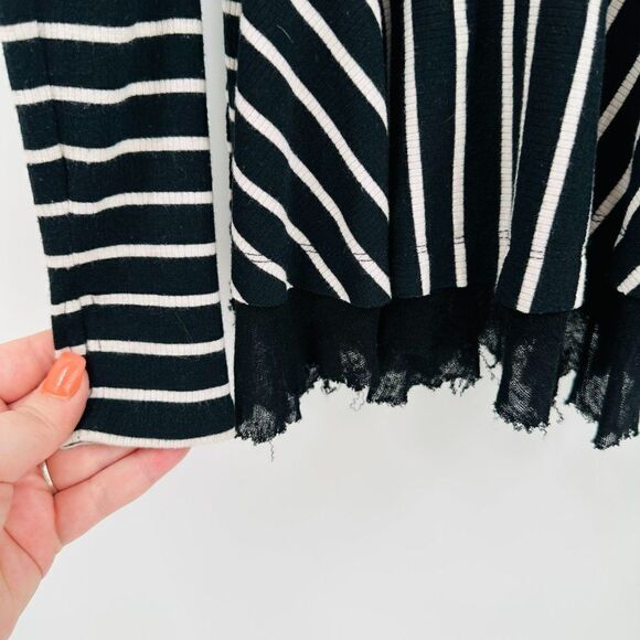 Free People Size XS Black & White Striped Tangerine Peplum Boho V Neck Top - Picture 6 of 10